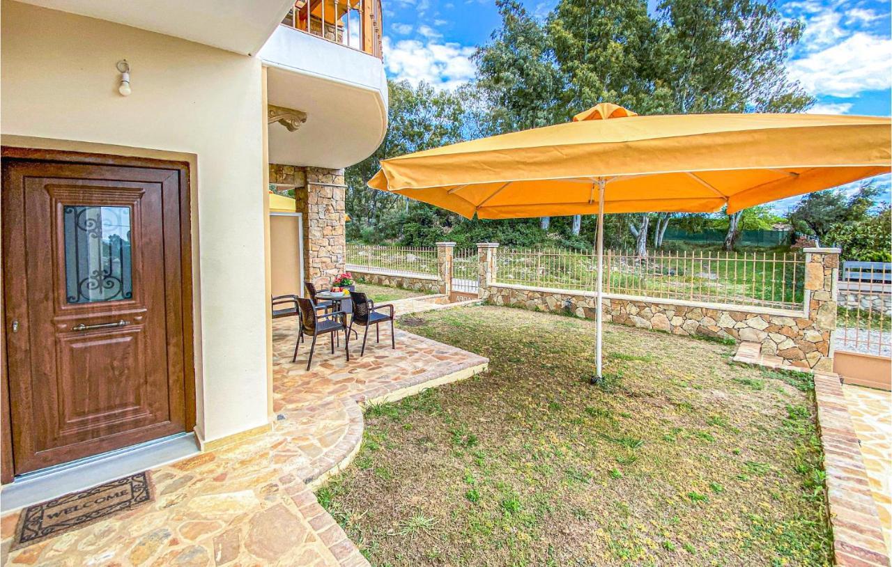 Lovely Apartment In Нафпактос Номер фото